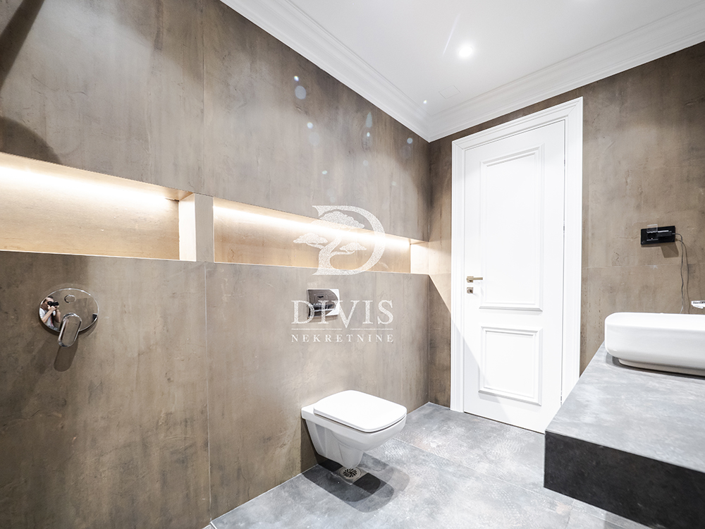 Slika 11 - Stojana Protića, Trosoban stan na prodaju, 189m2, 1.134.000€